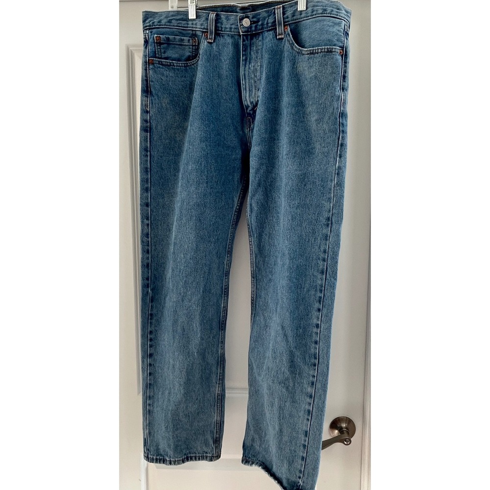 Levi Strauss 505 Jeans Mens 38x32 Medium Wash Straight Leg Denim‎ Pants
